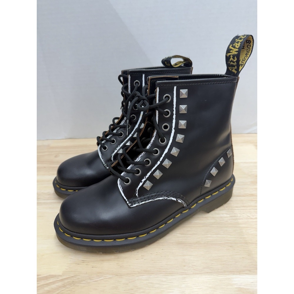 Dr Doc Martens 1460 Stud Leather Black Smooth Studded Combat Boots Men 8 Women 9